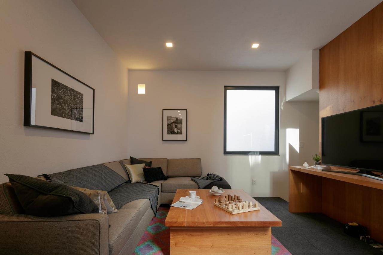 Suites Everness Guadalajara Extérieur photo